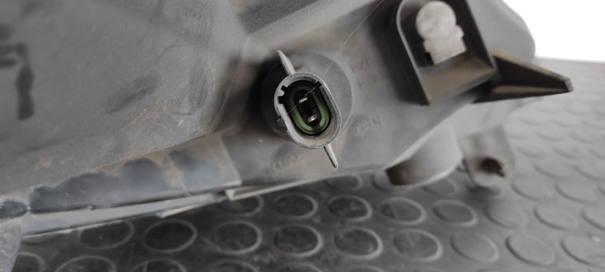Recambio de FARO IZQUIERDO para RENAULT TRAFIC COMBI (AB 4.01) referencia OEM IAM 8200701352 4