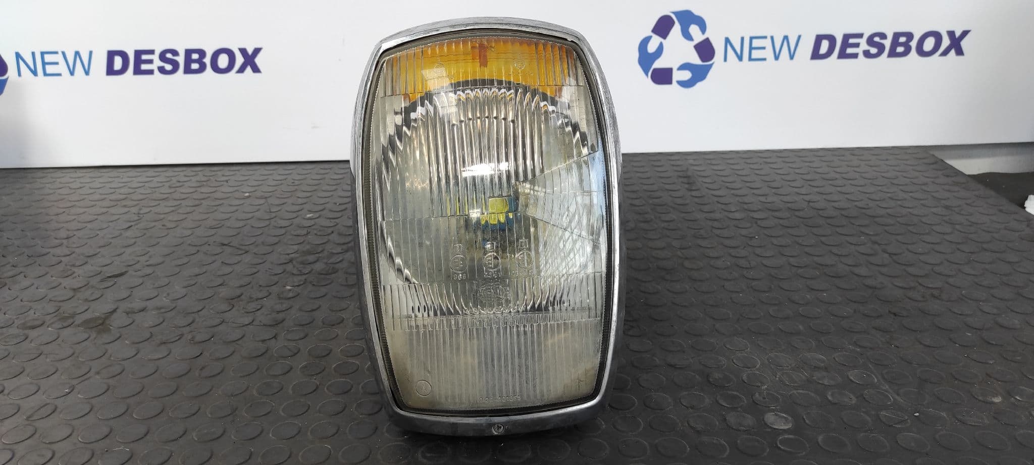 Recambio de FARO DERECHO para MERCEDES-BENZ CLASE E (W114/W115) referencia OEM IAM 026101036