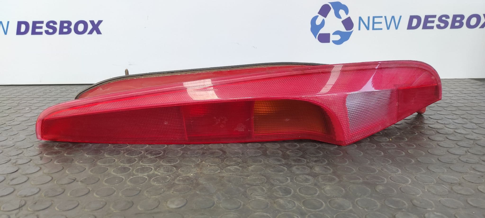 Recambio de PILOTO TRASERO DERECHO para FIAT PUNTO BERLINA (188) 1.2 16V CAT 188A5000 referencia OEM IAM 468178030   - AZUL