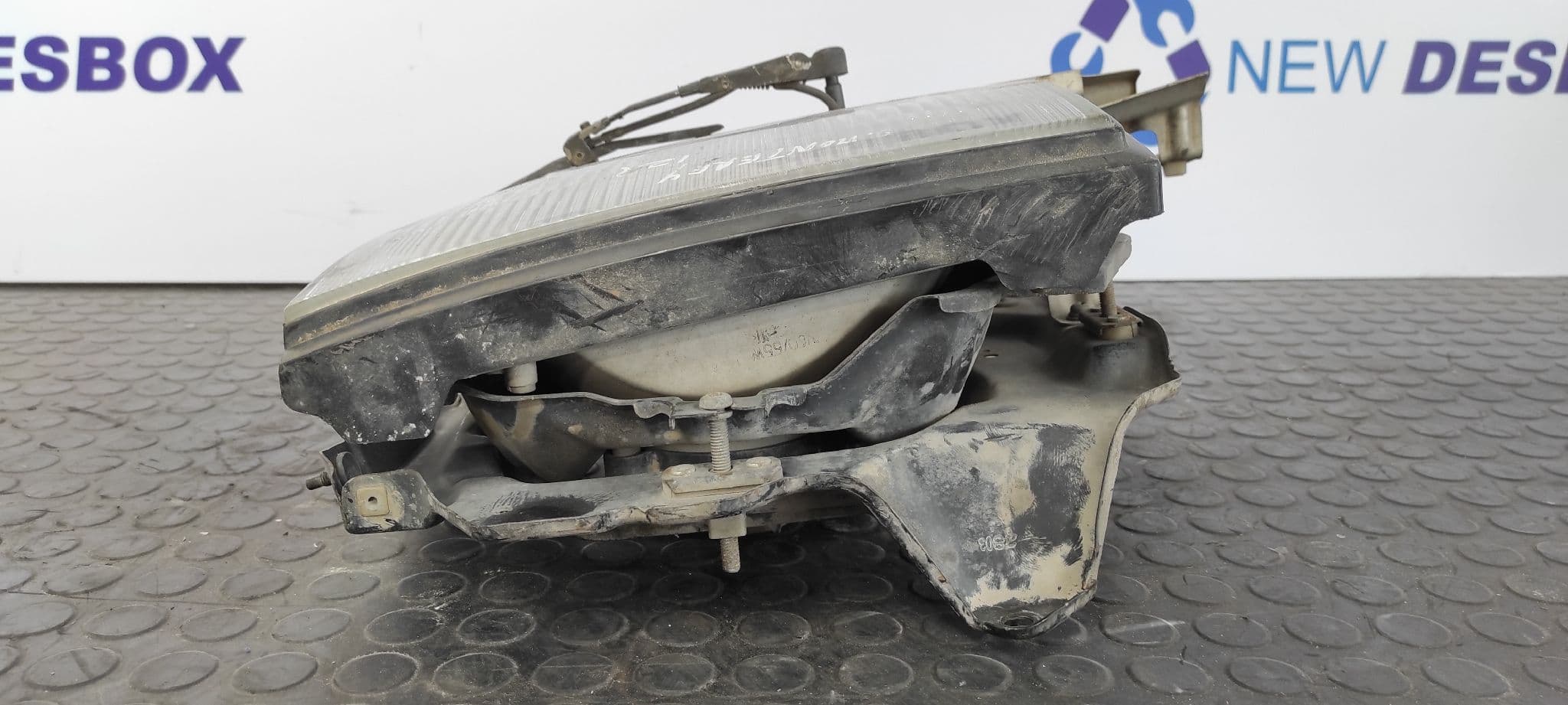Recambio de FARO IZQUIERDO para OPEL MONTEREY 3.2 referencia OEM IAM ICHIKOH 1430 4