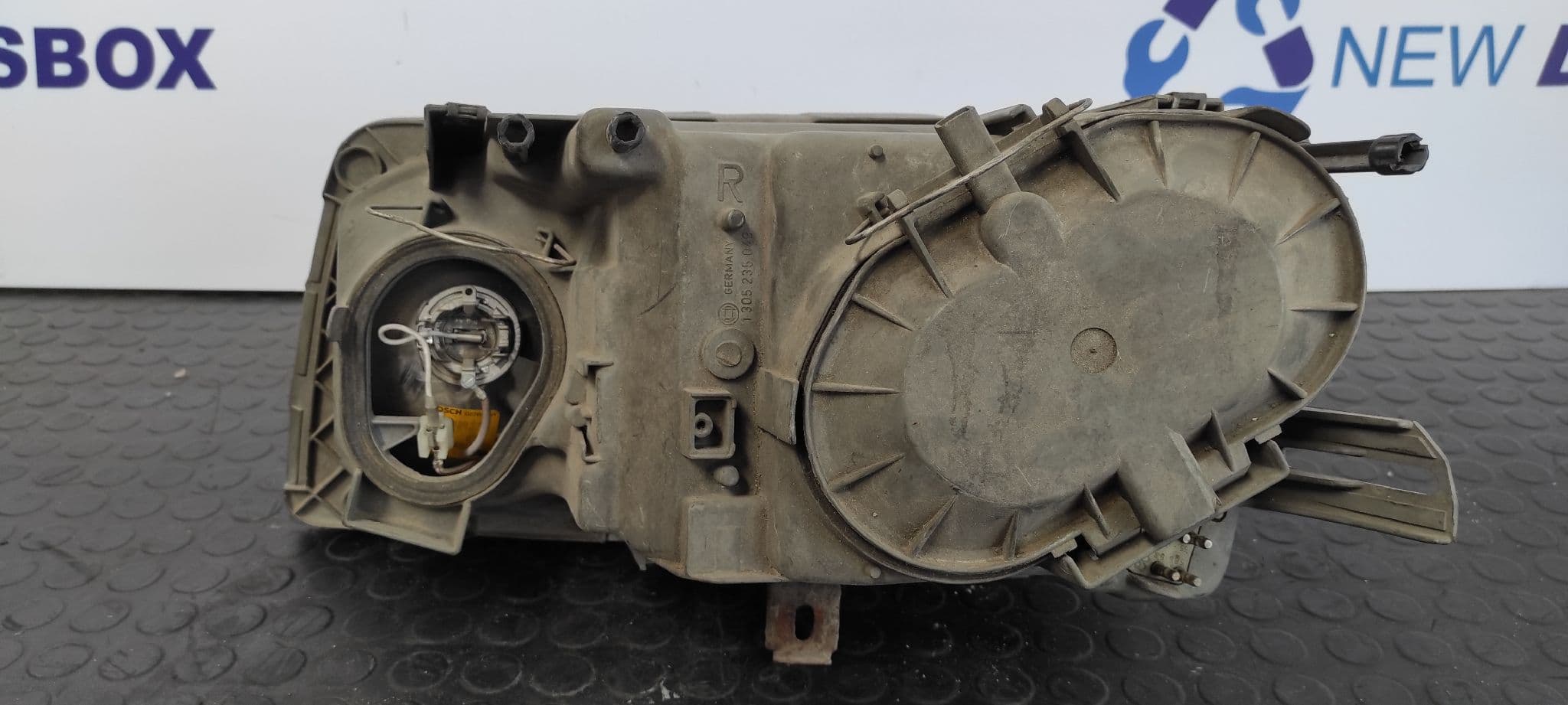 Recambio de FARO DERECHO para MERCEDES-BENZ CLASE S (W126) referencia OEM IAM A1268205861 3