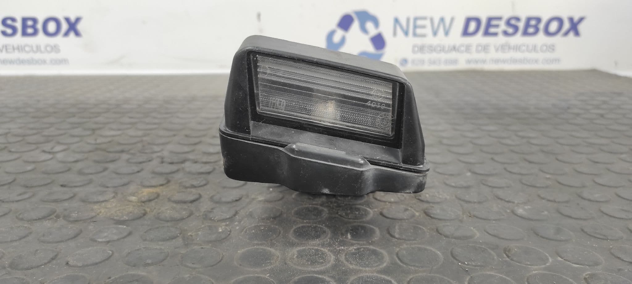 Recambio de PILOTO TRASERO DERECHO para SEAT 127 0.903 referencia OEM IAM OLSA 0312001 10