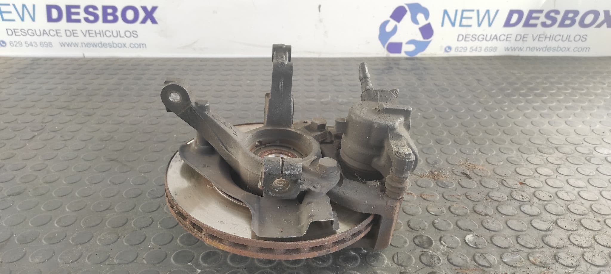 Recambio de MANGUETA DELANTERA IZQUIERDA para LANCIA YPSILON (101) 188A5000 referencia OEM IAM    - BLANCO 4