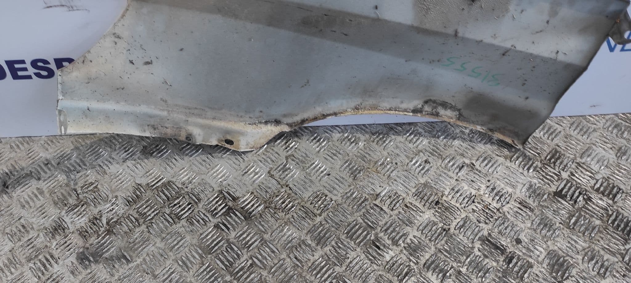 Recambio de ALETA DELANTERA DERECHA para FORD TRANSIT CAJA CERRADA, LARGA (FY) (2000 =>) 2.0 TDE CAT F3FA referencia OEM IAM    - BLANCO 8