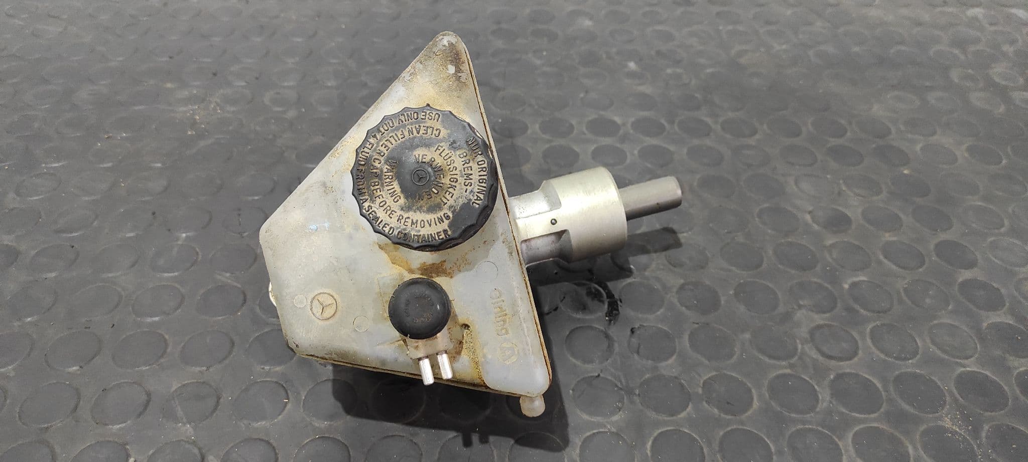 Recambio de BOMBA FRENO para MERCEDES-BENZ CLASE SL (W129) 300 (129.061) 104981 referencia OEM IAM 0024310402   - GRIS 6