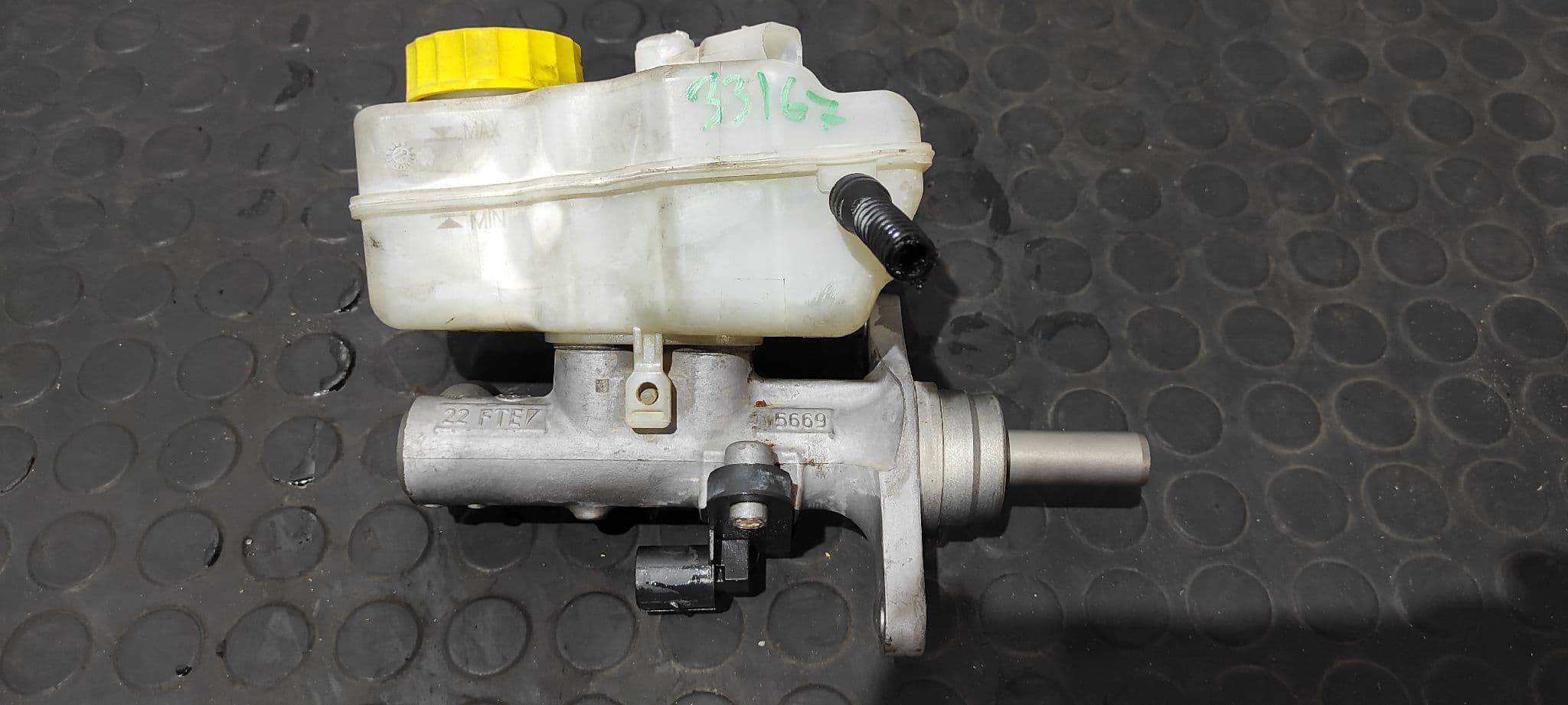 Recambio de BOMBA FRENO para SKODA FABIA (5J2 ) 1.2 CHFA referencia OEM IAM 6R0611301A   - BLANCO 5