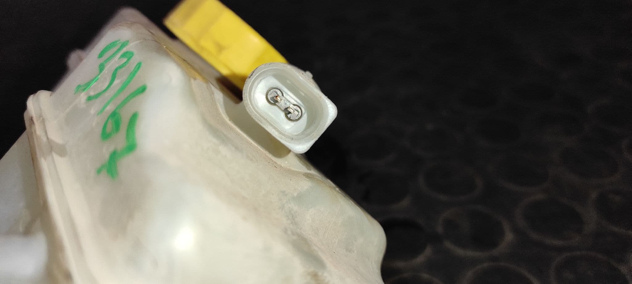 Recambio de BOMBA FRENO para SKODA FABIA (5J2 ) 1.2 CHFA referencia OEM IAM 6R0611301A   - BLANCO 4