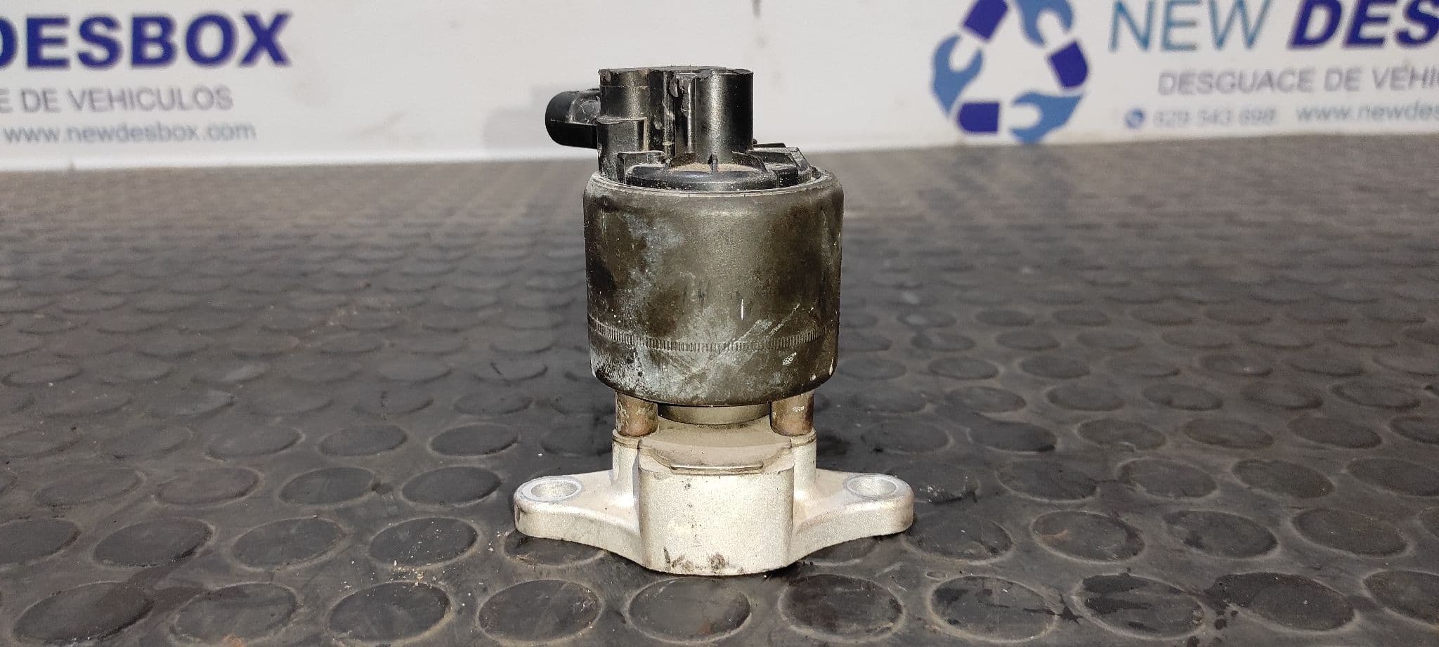 Recambio de VALVULA EGR para PEUGEOT 206 BERLINA RFN referencia OEM IAM 9709728811A   - AZUL 2