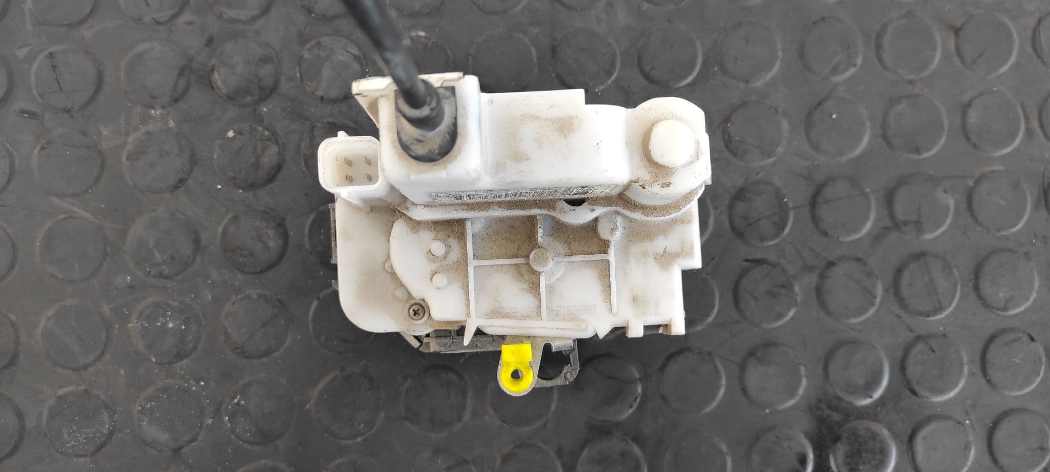 Recambio de CERRADURA PUERTA TRASERA DERECHA para FIAT PANDA (169) 1.3 16V JTD Dynamic 188A8000 referencia OEM IAM 51826982   - BLANCO 2