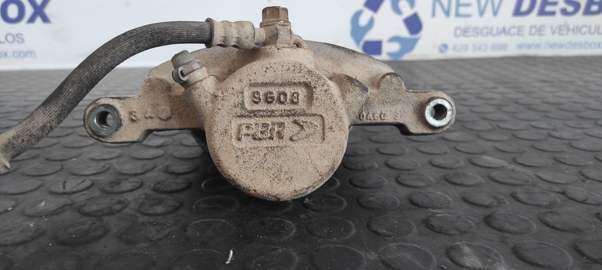 Recambio de PINZA DE FRENO DELANTERA DERECHA para FORD RANGER (ER) 2.5 12V TD CAT WLT referencia OEM IAM 9G08   - VERDE 3