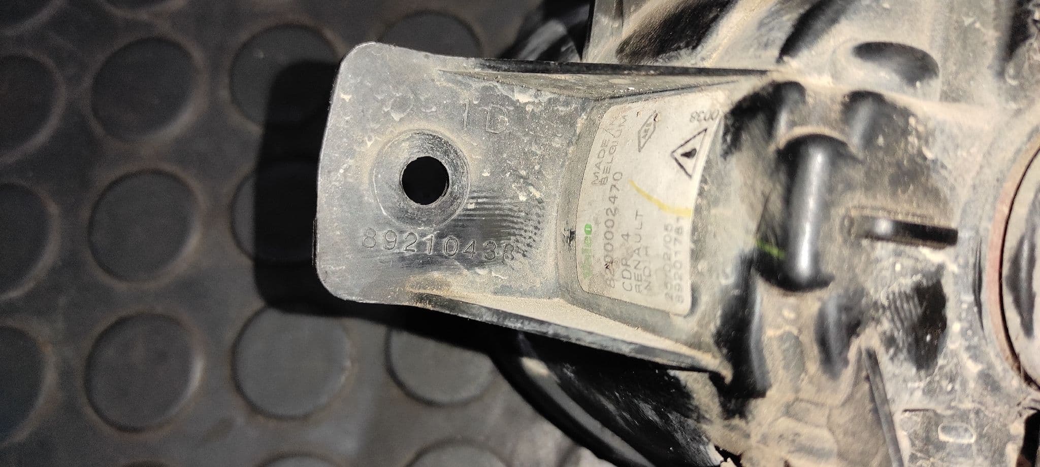 Recambio de FARO ANTINIEBLA DERECHO para RENAULT ESPACE IV (JK0) 1.9 dCi Diesel F9Q820 referencia OEM IAM 8200002470   - NEGRO 4