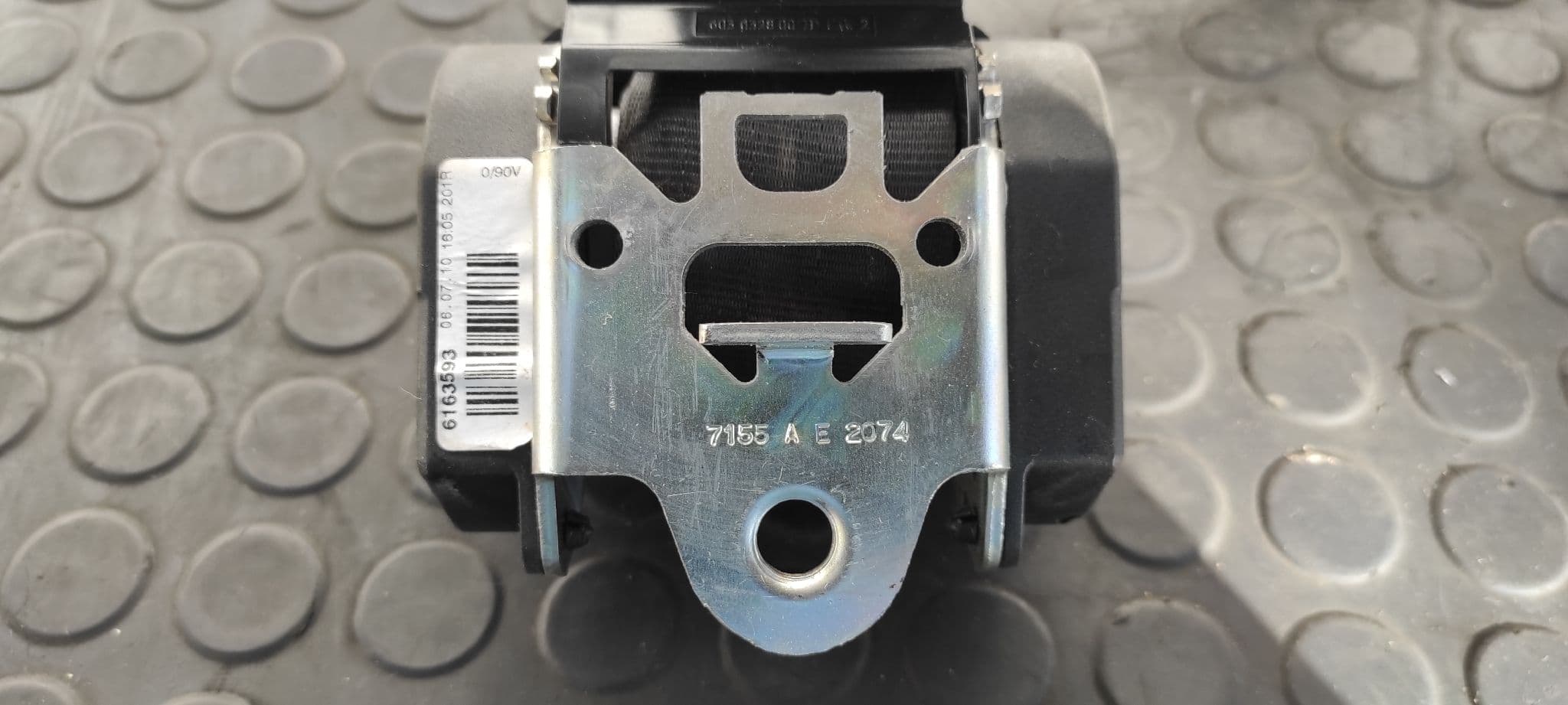 Recambio de CINTURON TRASERO IZQUIERDO para SEAT EXEO ST (3R5)(2009>) 2.0 TDI CAGA referencia OEM IAM 3R0857805   - NEGRO 3