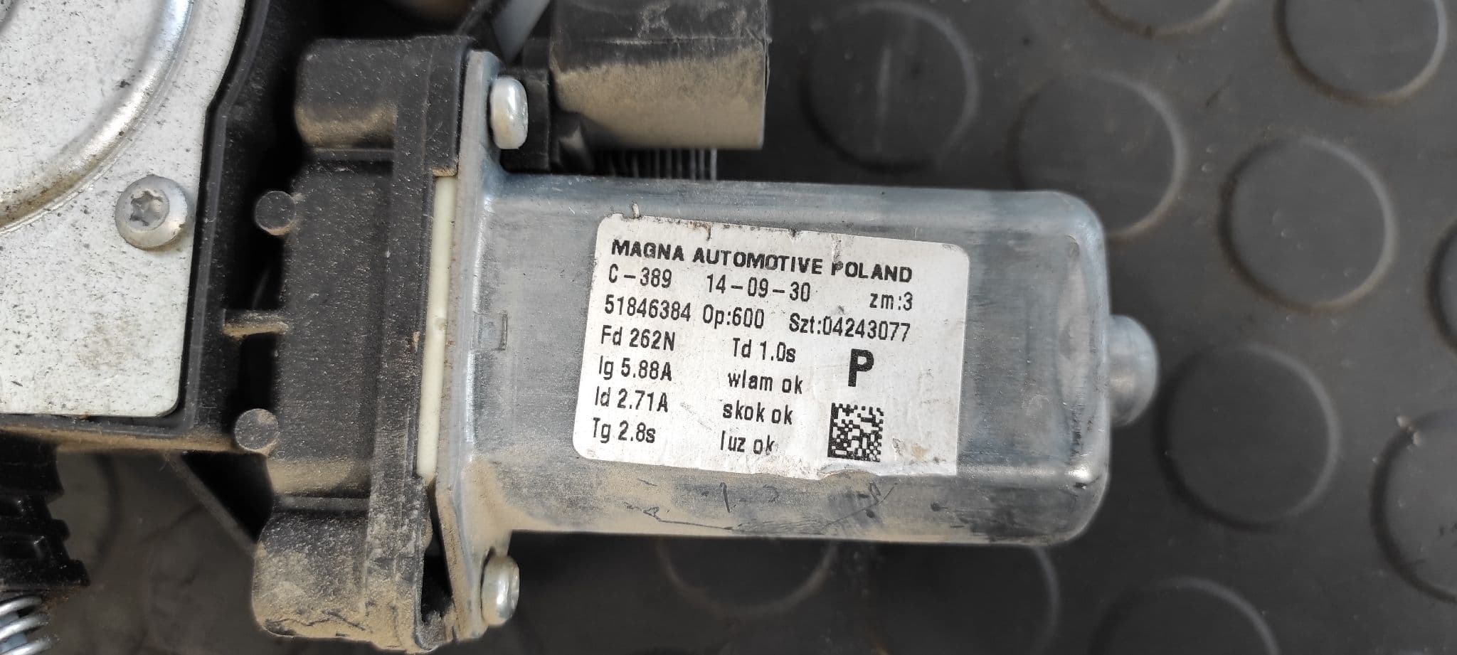 Recambio de ELEVALUNAS DELANTERO DERECHO para FIAT PANDA (169) 1.3 16V JTD Dynamic 188A8000 referencia OEM IAM 51846384   - BLANCO 5
