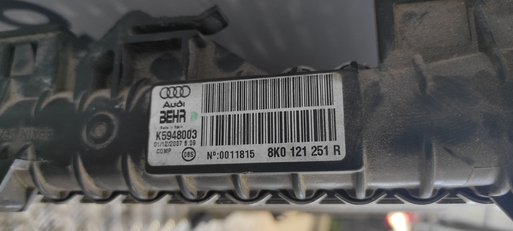 Recambio de RADIADOR AGUA para AUDI A4 BER. (B8) Basis CAG referencia OEM IAM 8K0121251R   - NEGRO 4