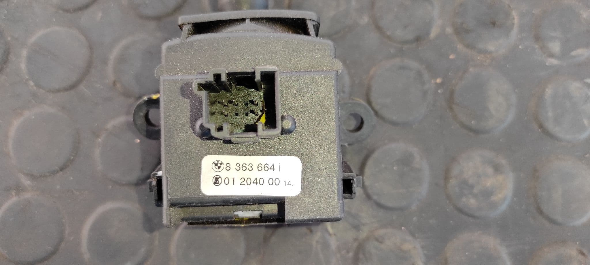 Recambio de MANDO LIMPIA para BMW SERIE 3 BERLINA (E46) referencia OEM IAM 8363664 5