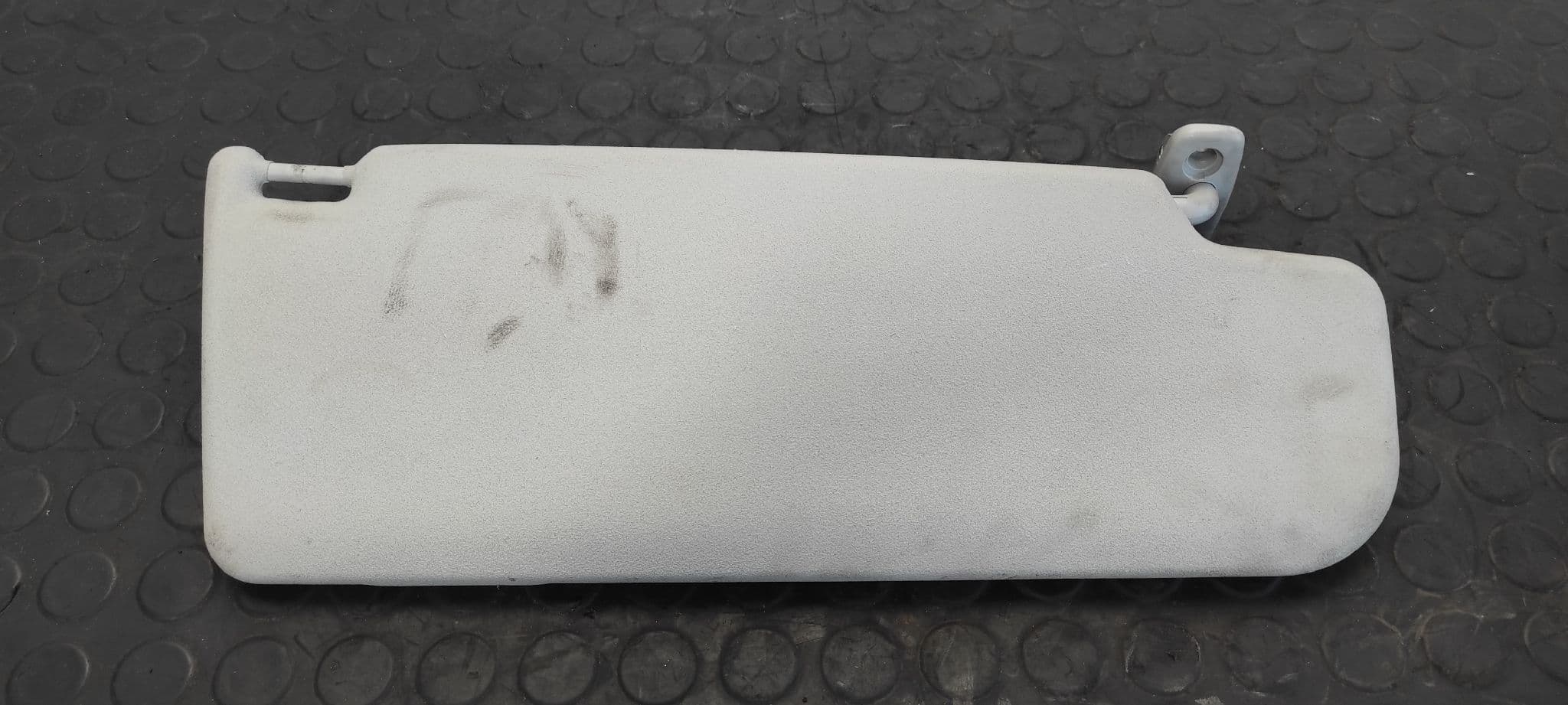 Recambio de PARASOL IZQUIERDO para SEAT LEON (1P1) Comfort Limited BXE referencia OEM IAM 6Q0857551E   - BLANCO