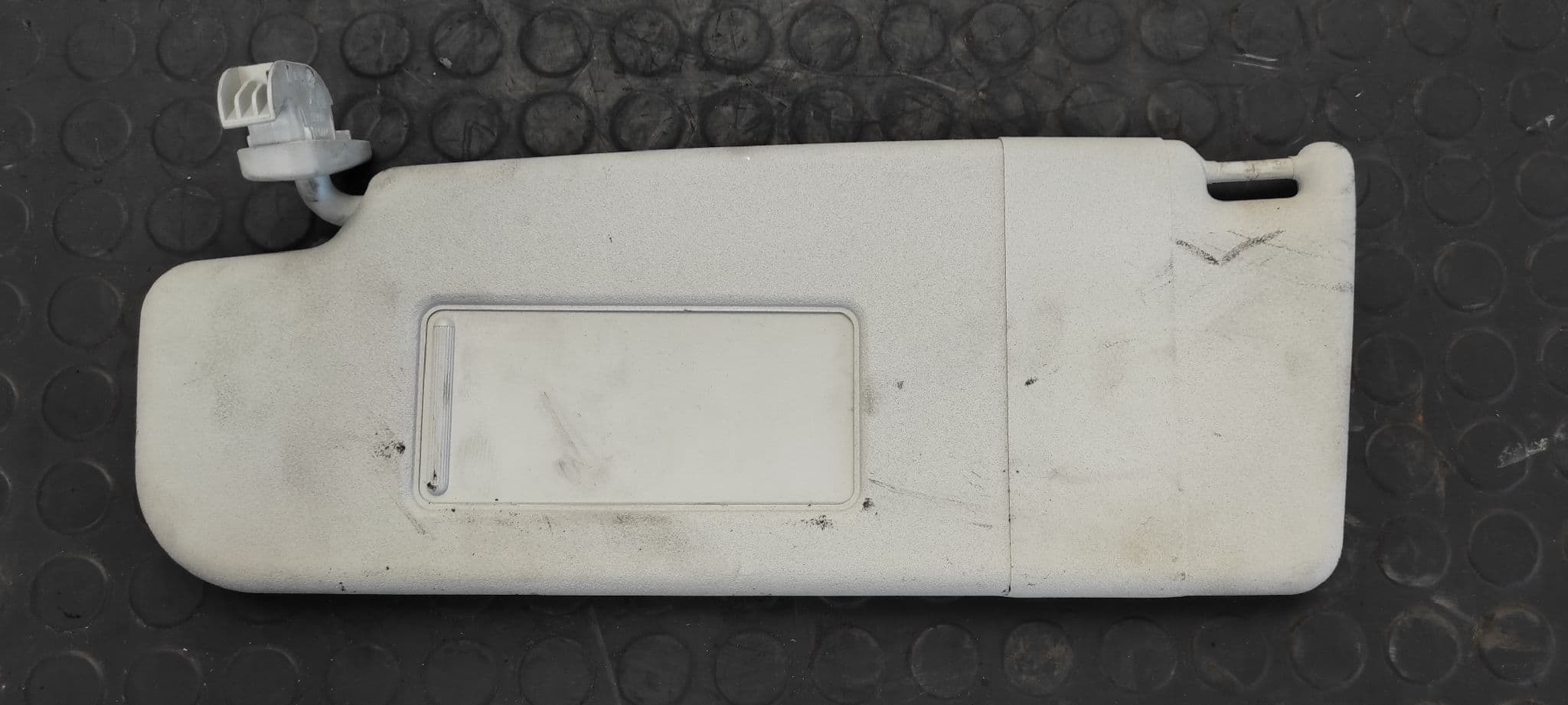 Recambio de PARASOL IZQUIERDO para SEAT LEON (1P1) Comfort Limited BXE referencia OEM IAM 6Q0857551E   - BLANCO 2