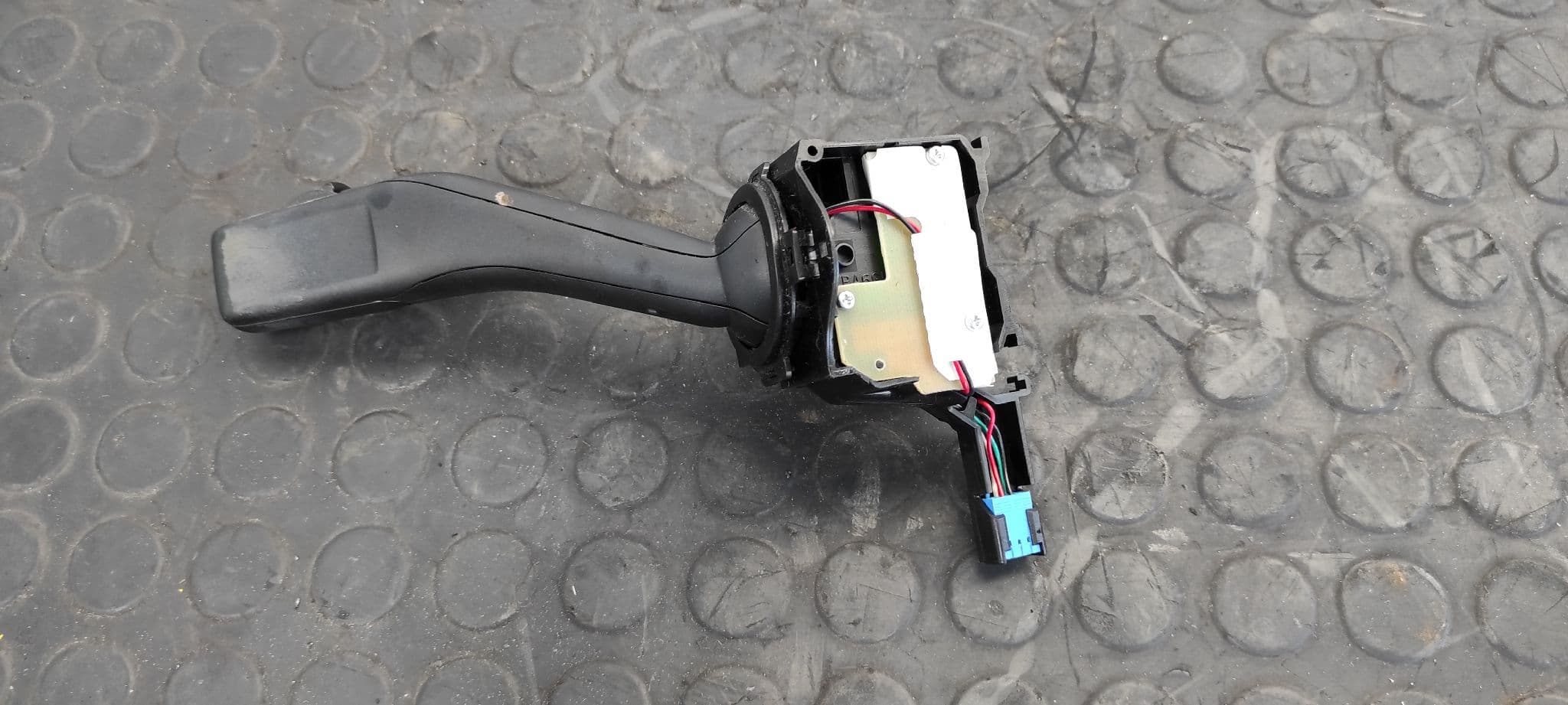 Recambio de MANDO LIMPIA para SEAT LEON (1P1) Comfort Limited BXE referencia OEM IAM 1K0953519   - BLANCO 4