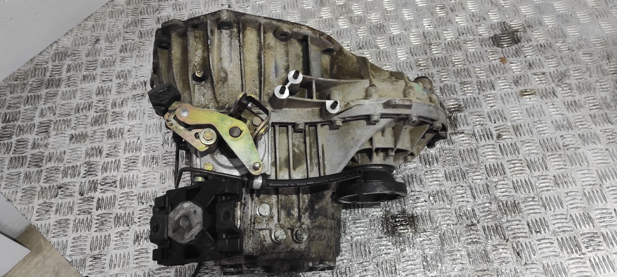 Recambio de CAJA CAMBIOS para MERCEDES-BENZ VITO (W638) COMBI 108 CDI    (638.194) 611980 referencia OEM IAM 711967   - BLANCO 4
