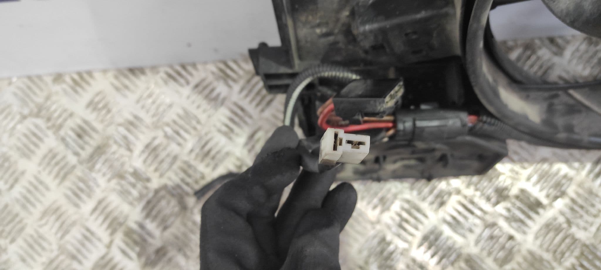 Recambio de ELECTROVENTILADOR para MERCEDES-BENZ VITO (W638) COMBI 108 CDI    (638.194) 611980 referencia OEM IAM 6385004800   - BLANCO 9