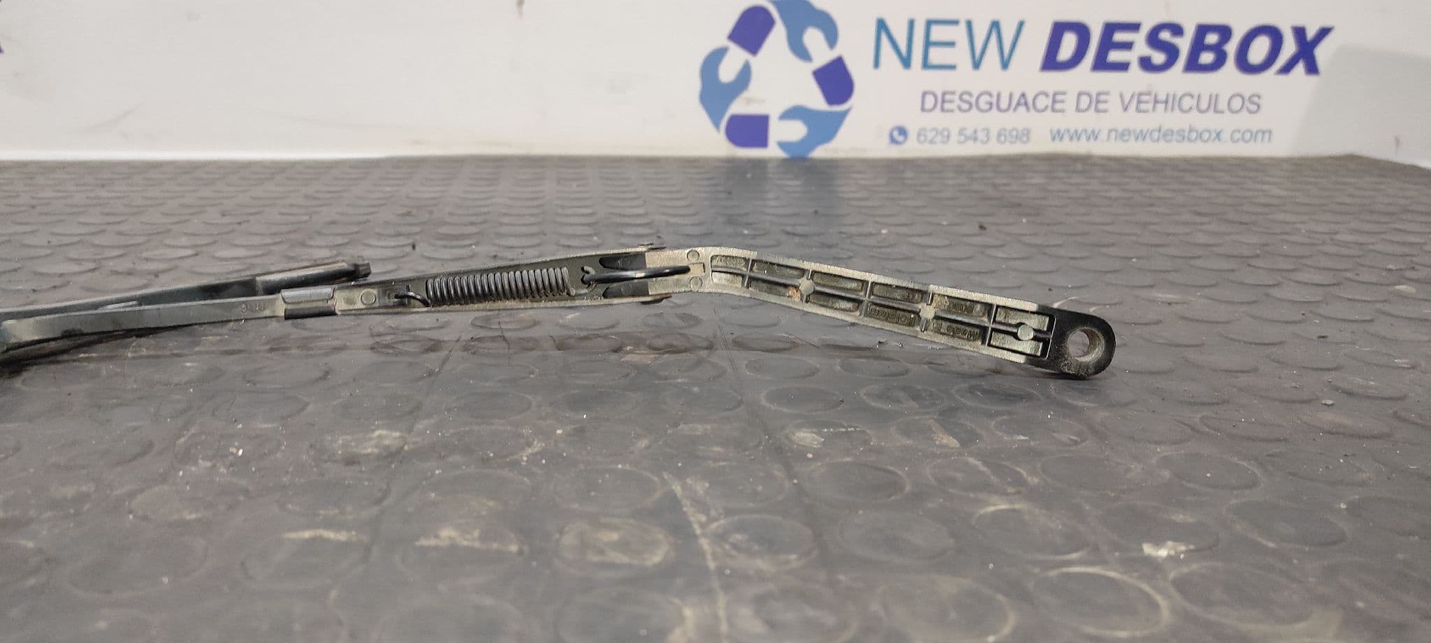 Recambio de BRAZO LIMPIA TRASERO para NISSAN TERRANO/TERRANO.II (R20) 2.7 Turbodiesel TD27E referencia OEM IAM    - VERDE 3