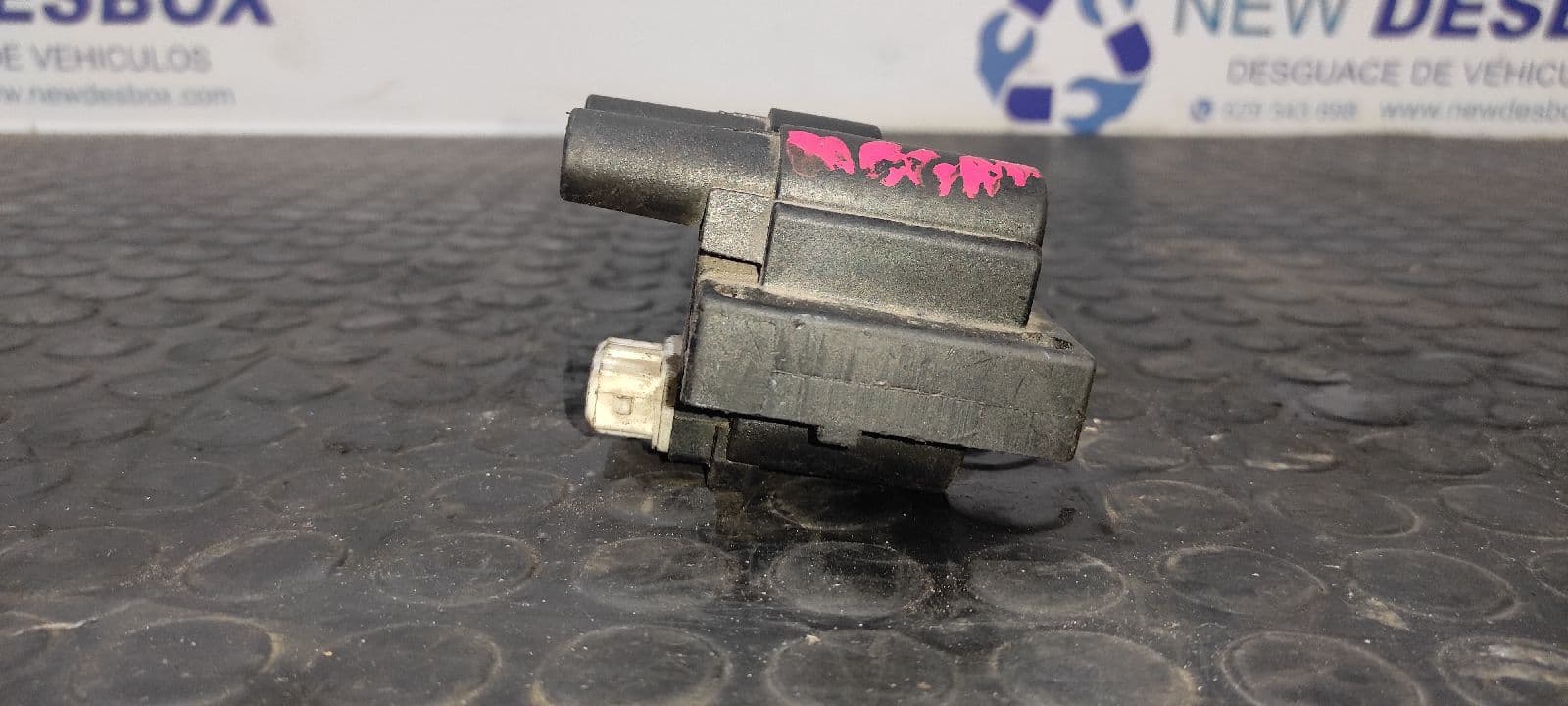 Recambio de BOBINA ENCENDIDO para RENAULT MEGANE I CLASSIC (LA0) K7M referencia OEM IAM H7700100589 5