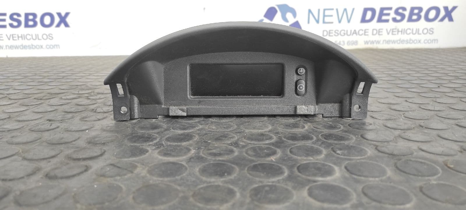 Recambio de PANTALLA MULTIFUNCION para OPEL CORSA C Cosmo Z17DTH referencia OEM IAM 13242079   - PLATA