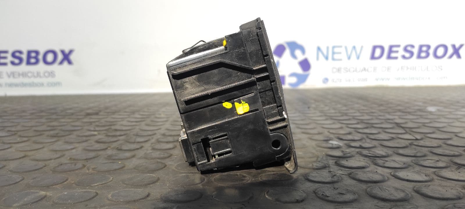 Recambio de MANDO CLIMATIZADOR para SEAT EXEO ST (3R5)(2009>) 2.0 TDI CAGA referencia OEM IAM 8E0820043BL   - NEGRO 5
