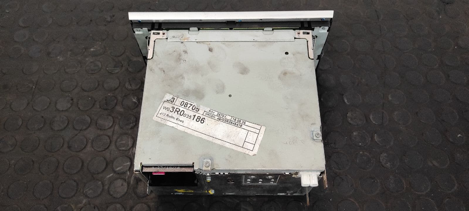 Recambio de SISTEMA AUDIO / RADIO CD para SEAT EXEO ST (3R5)(2009>) CAGA referencia OEM IAM 3R0035186B   - NEGRO 2