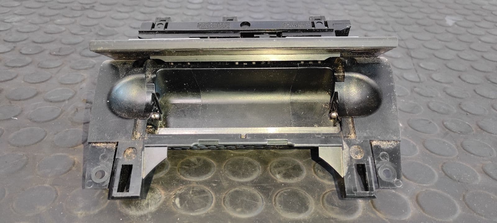 Recambio de CENICERO para AUDI A4 AVANT (8E) 2.0 TDI Quattro (DPF) BRE referencia OEM IAM    - BLANCO 6