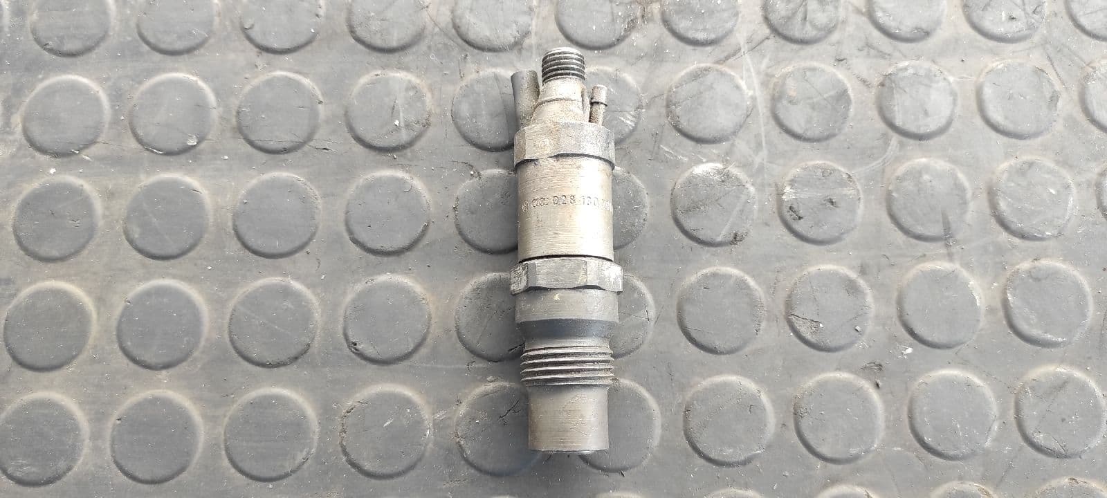 Recambio de INYECTOR para VOLKSWAGEN T4 BUS (MOD. 1991) 1X referencia OEM IAM 028130201B