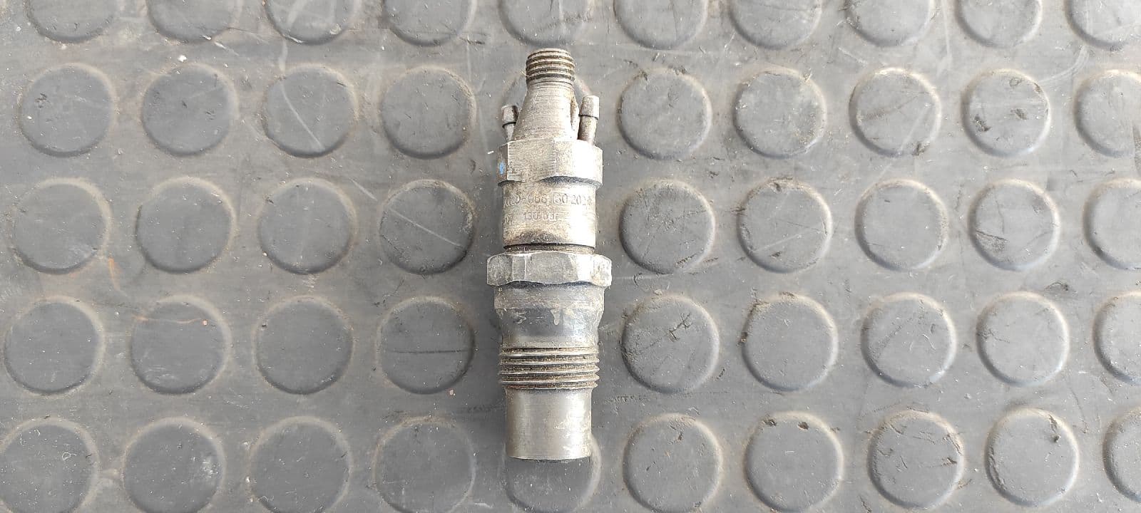 Recambio de INYECTOR para SEAT TOLEDO (1L) 1Y referencia OEM IAM 068130202A