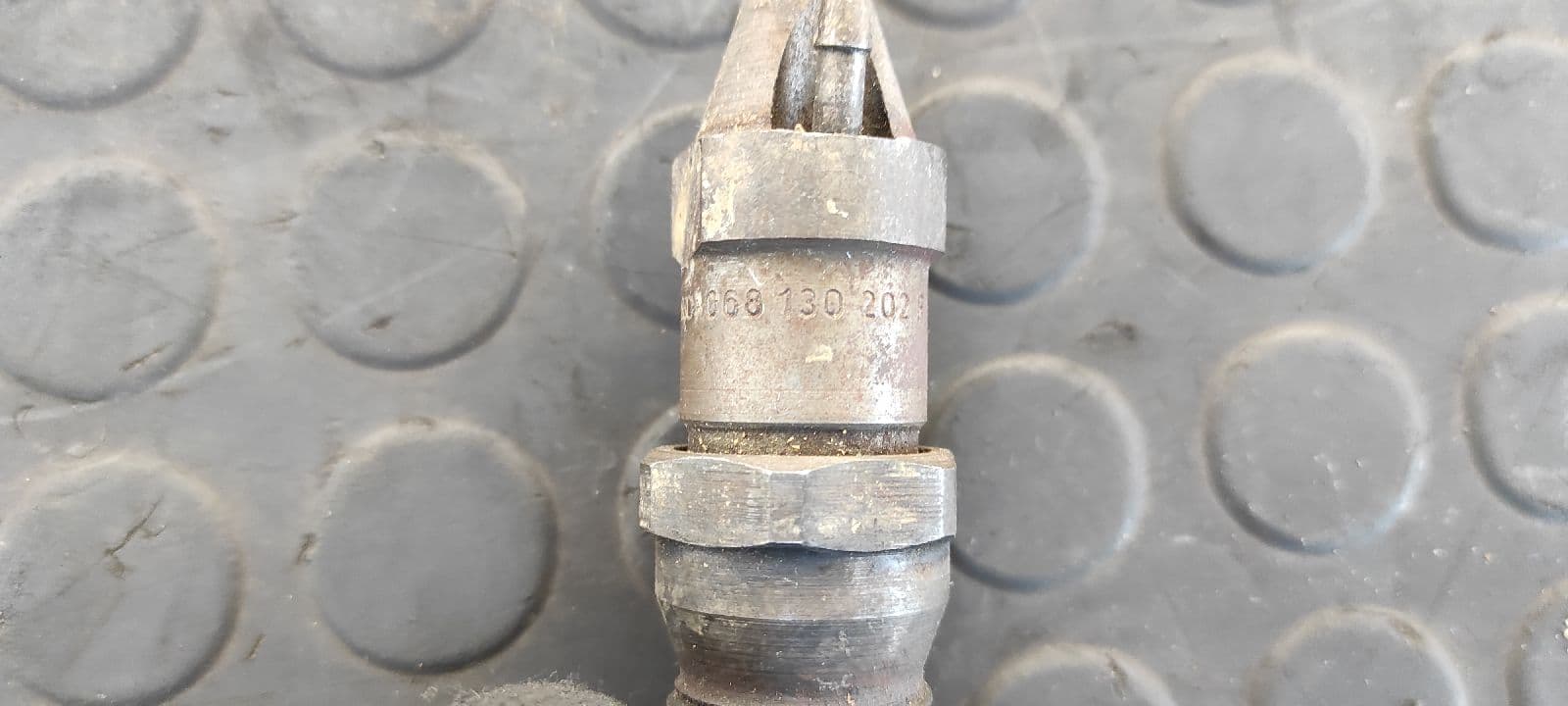 Recambio de INYECTOR para SEAT CORDOBA BERLINA (6K2) 1Y referencia OEM IAM 068130202F 4