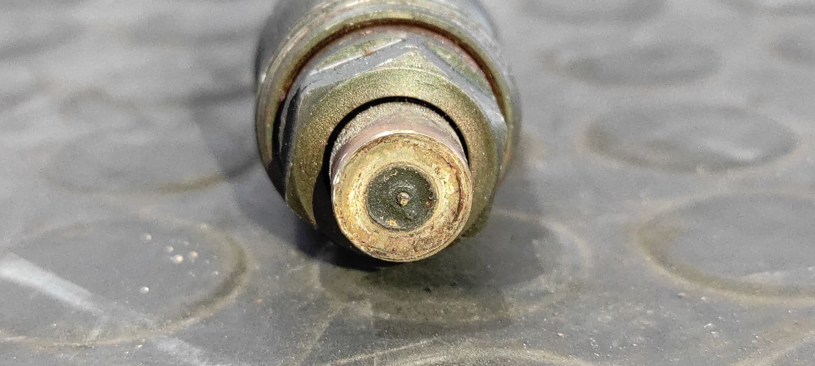 Recambio de INYECTOR para OPEL COMBO (CORSA B) X17D referencia OEM IAM 881090 568 3