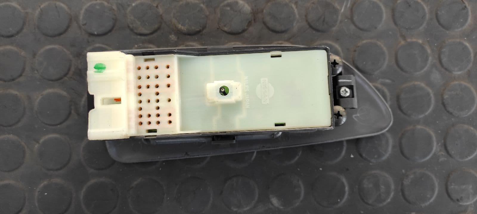 Recambio de MANDO ELEVALUNAS DELANTERO IZQUIERDO para NISSAN ALMERA (N15) GX CD20 referencia OEM IAM 9527   - BLANCO 2