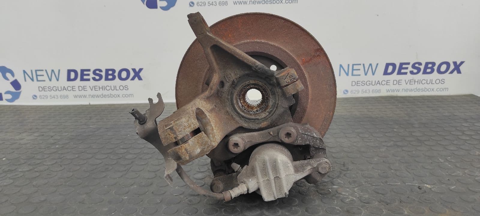 Recambio de MANGUETA DELANTERA DERECHA para CITROEN BERLINGO CUADRO L1 9HW referencia OEM IAM    - BLANCO