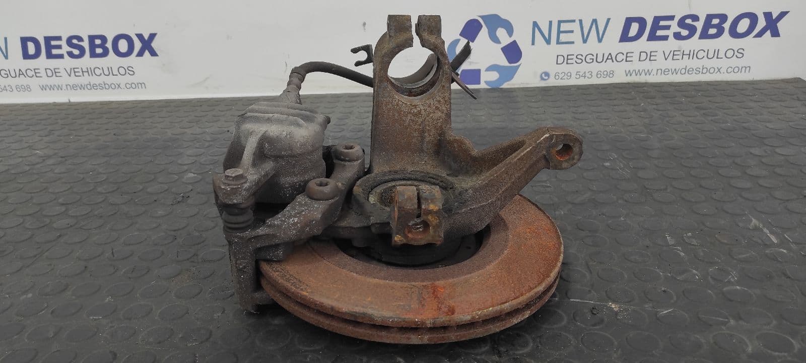 Recambio de MANGUETA DELANTERA DERECHA para CITROEN BERLINGO CUADRO L1 9HW referencia OEM IAM    - BLANCO 4