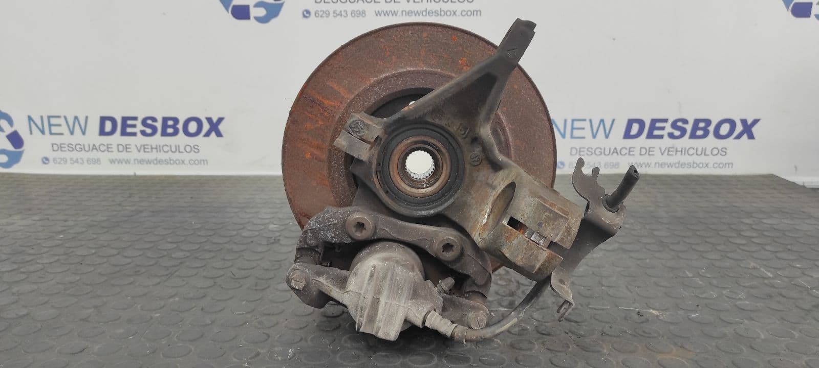 Recambio de MANGUETA DELANTERA IZQUIERDA para CITROEN BERLINGO CUADRO L1 9HW referencia OEM IAM    - BLANCO