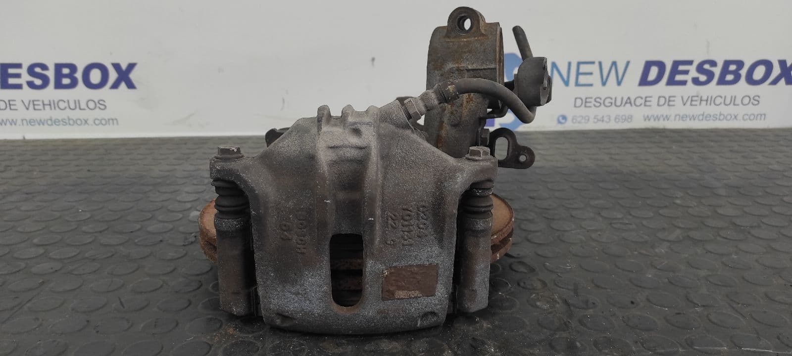 Recambio de MANGUETA DELANTERA IZQUIERDA para CITROEN BERLINGO CUADRO L1 9HW referencia OEM IAM    - BLANCO 2