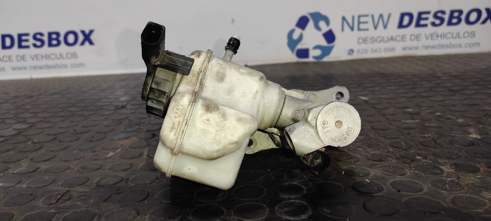 Recambio de BOMBA FRENO para VOLKSWAGEN TOURAN (1T2) BKD referencia OEM IAM 1K1611301D 2