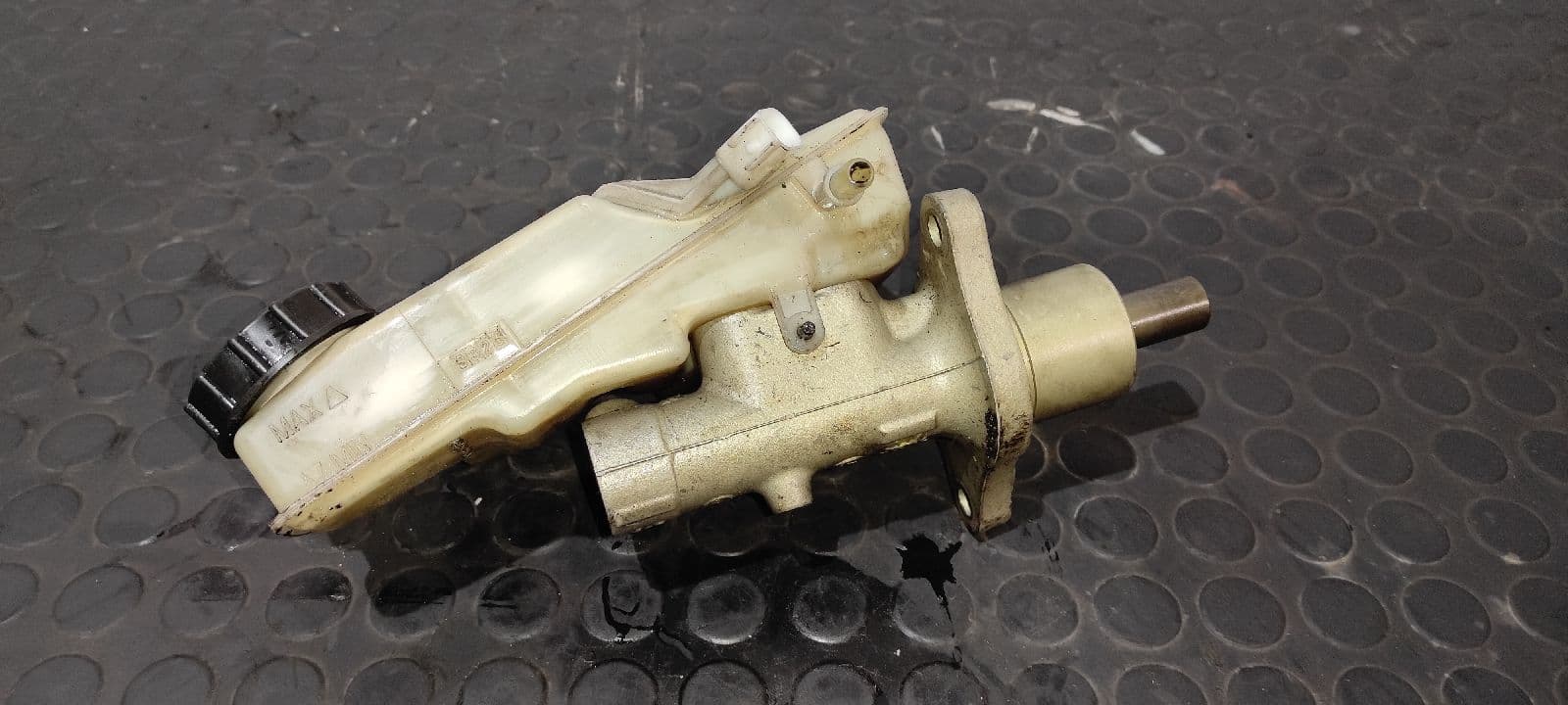Recambio de BOMBA FRENO para FORD FOCUS BERLINA (CAP) Ambiente (D) KKDA referencia OEM IAM 03350891031   - BLANCO 2