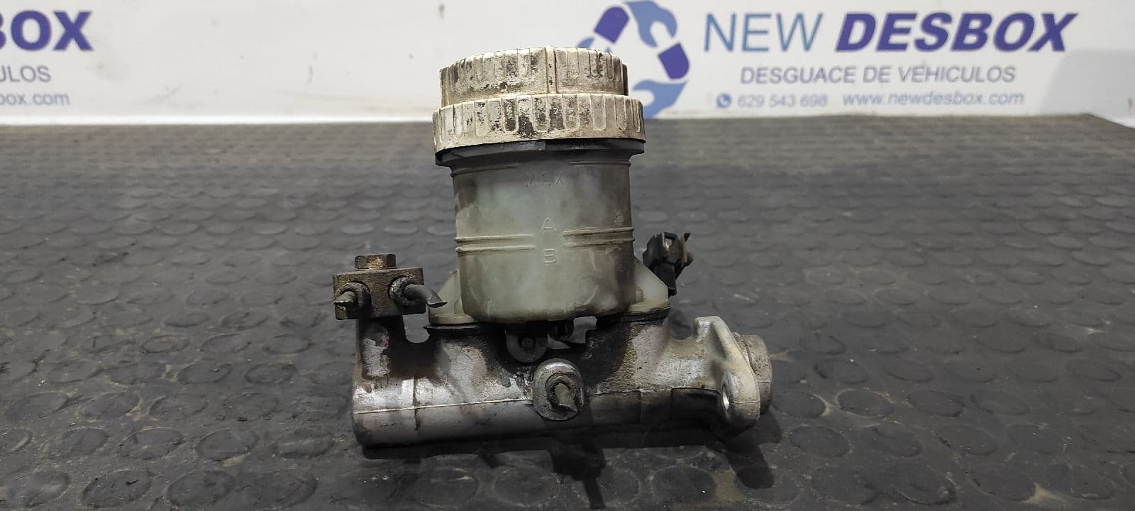 Recambio de BOMBA FRENO para MITSUBISHI L 200 (K34T) 2.5 Turbodiesel 4D56 referencia OEM IAM NABCO JAPAN V22   - ROJO 4
