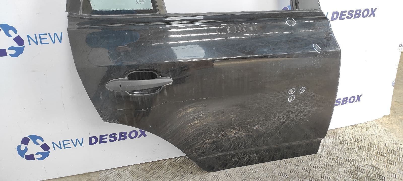 Recambio de PUERTA TRASERA DERECHA para BMW X3 (E83) 204D4D referencia OEM IAM    - NEGRO 7