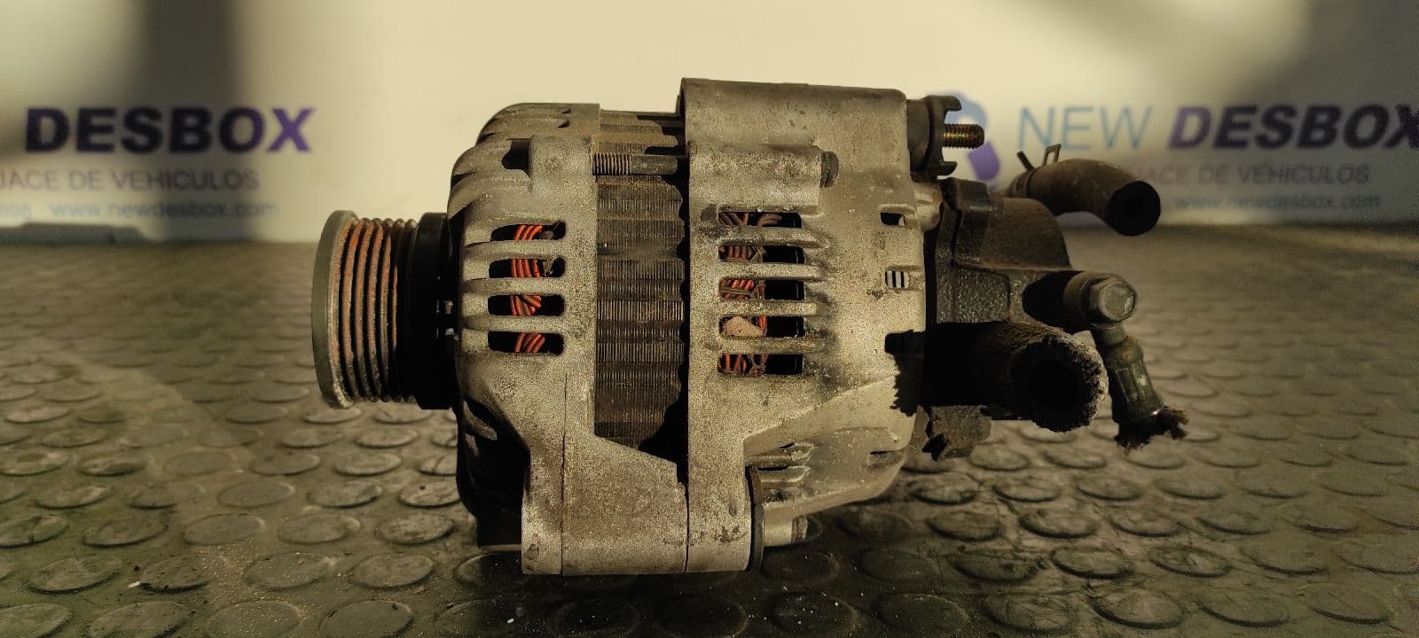 Recambio de ALTERNADOR para KIA CARENS 2.0 Turbodiesel CAT D4EA referencia OEM IAM 3730027012   - GRIS 5