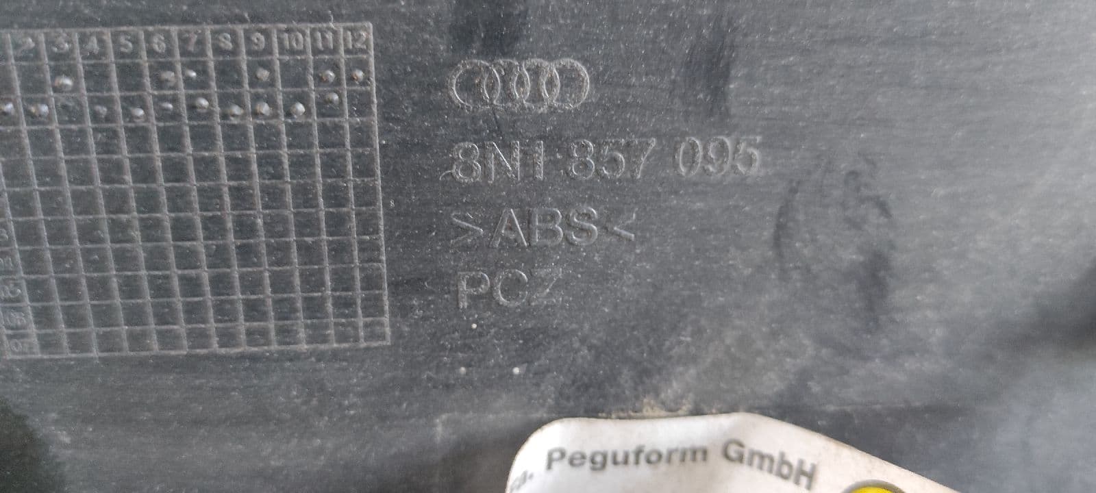 Recambio de GUANTERA para AUDI TT (8N3/8N9) 1.8 T Quattro Coupe (165kW) APX referencia OEM IAM 8N1857095   - NEGRO 4