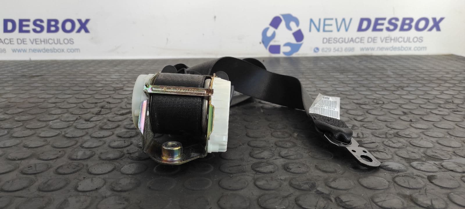 Recambio de CINTURON DELANTERO DERECHO para BMW X3 (E83) 2.0 16V Diesel CAT 204D4D referencia OEM IAM 33048192   - NEGRO
