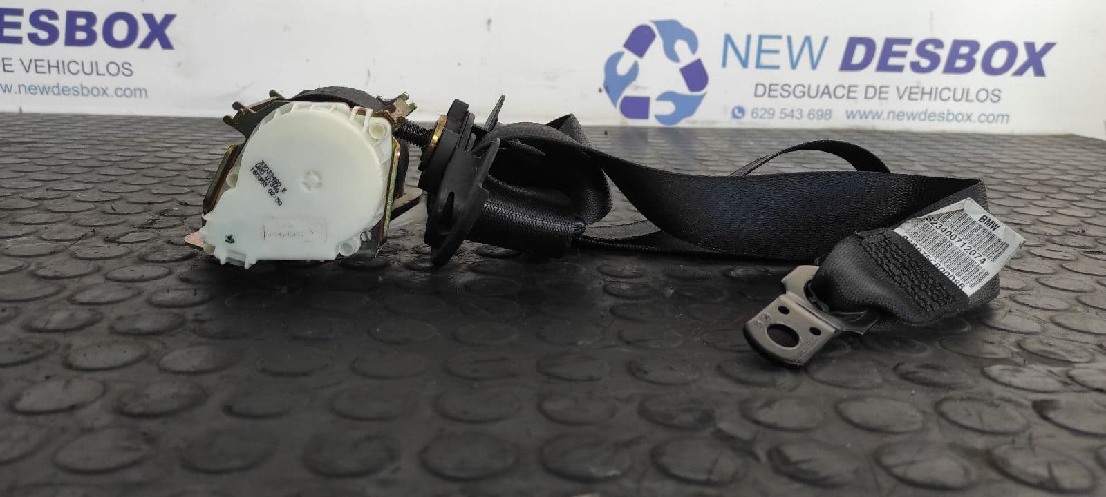 Recambio de CINTURON DELANTERO DERECHO para BMW X3 (E83) 2.0 16V Diesel CAT 204D4D referencia OEM IAM 33048192   - NEGRO 2