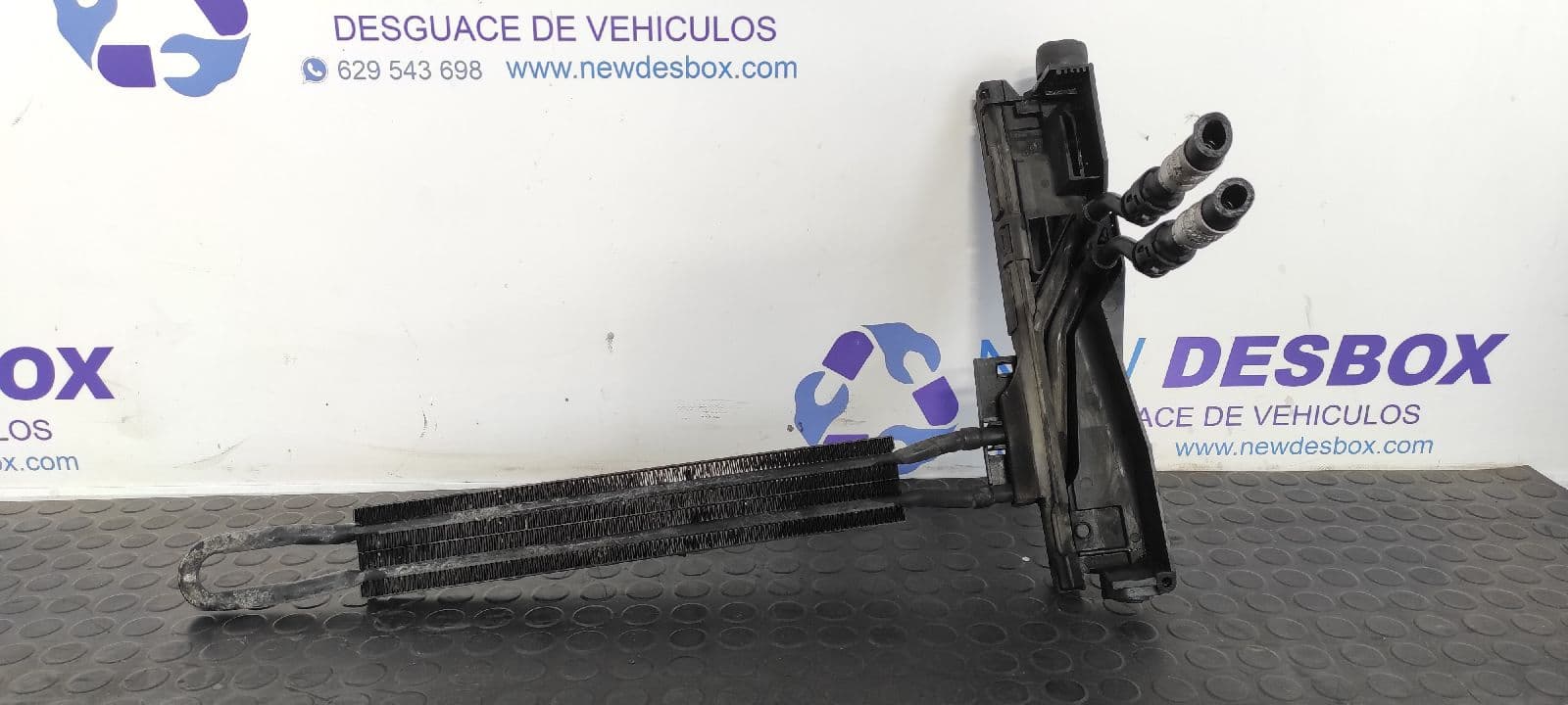 Recambio de ENFRIADOR ACEITE DIRECCION para BMW X3 (E83) 2.0 16V Diesel CAT 204D4D referencia OEM IAM 3226271   - NEGRO