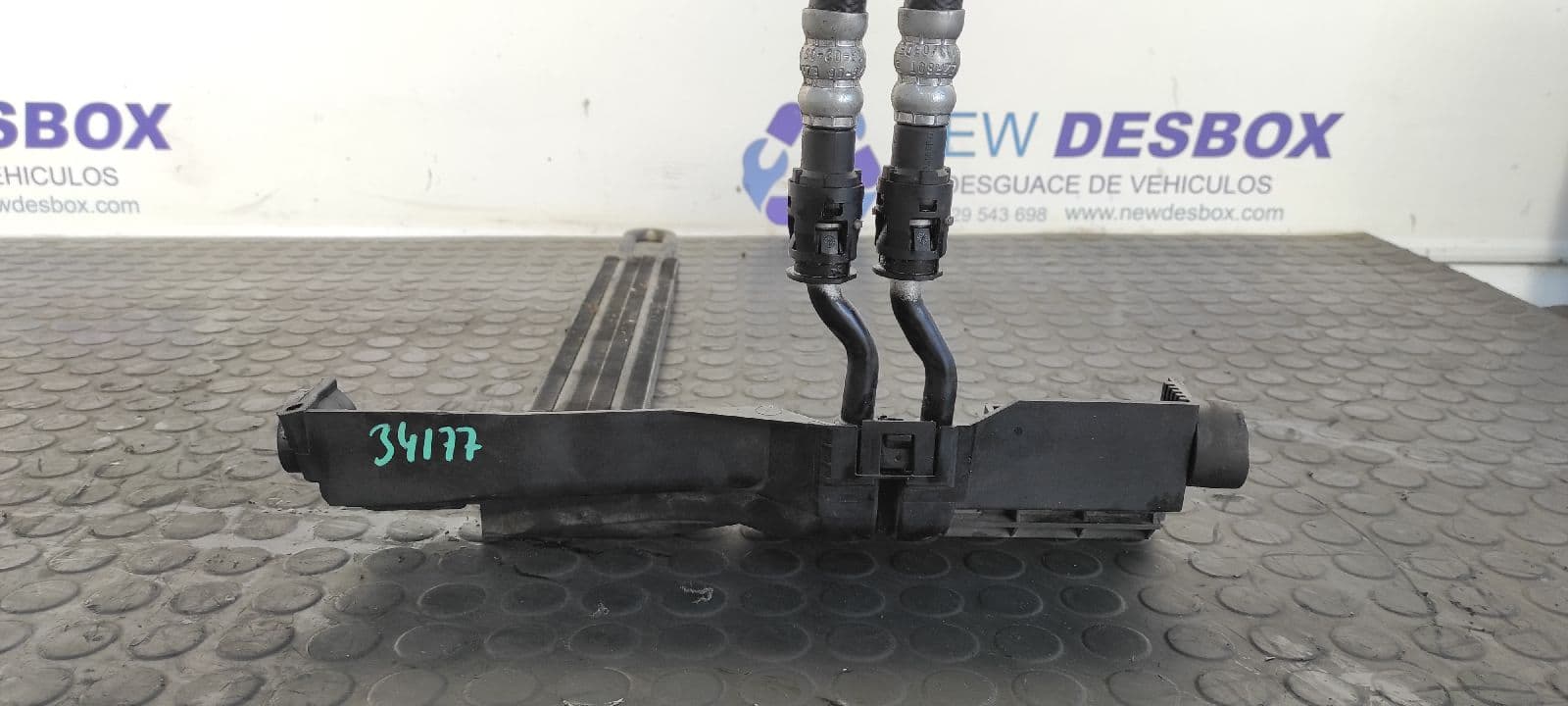 Recambio de ENFRIADOR ACEITE DIRECCION para BMW X3 (E83) 2.0 16V Diesel CAT 204D4D referencia OEM IAM 3226271   - NEGRO 2