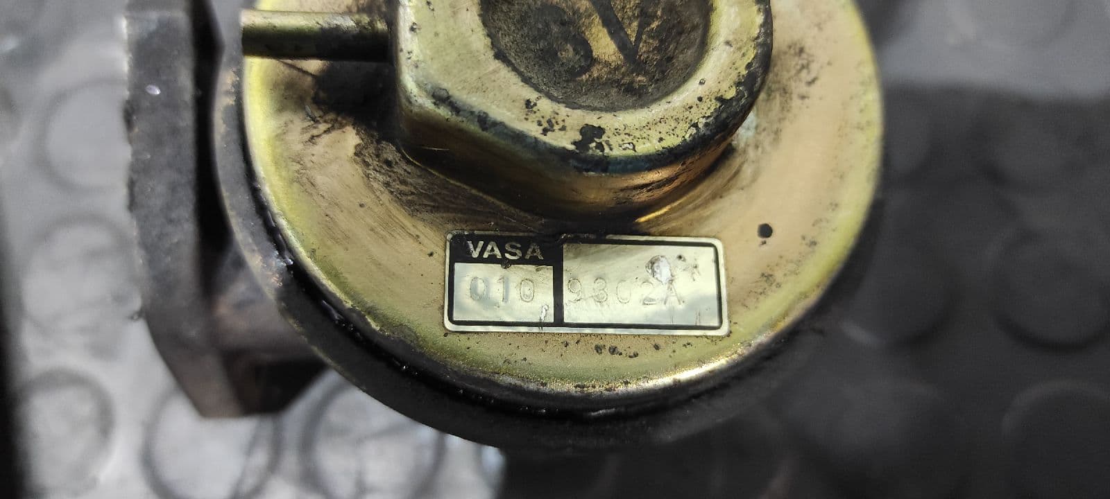 Recambio de VALVULA EGR para NISSAN PICK-UP (D22) TD25TI referencia OEM IAM 010 9302A 5